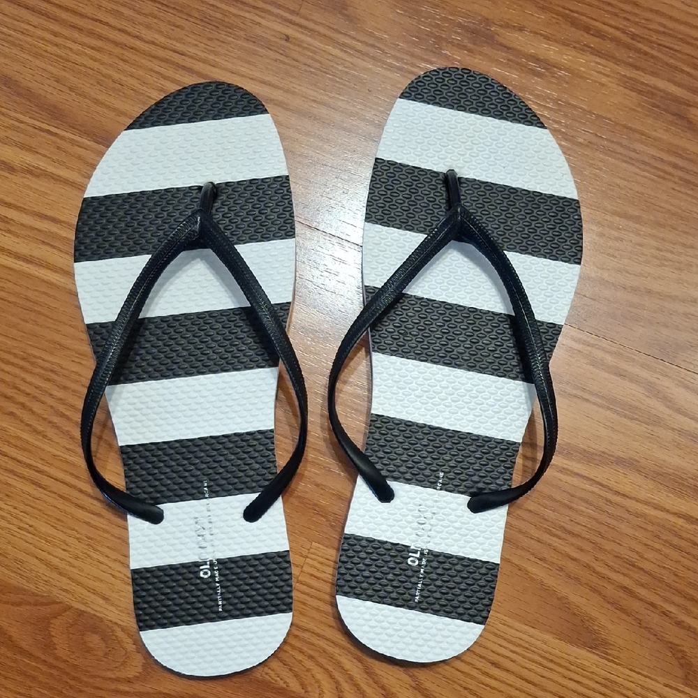 Black and White Striped Flip Flops